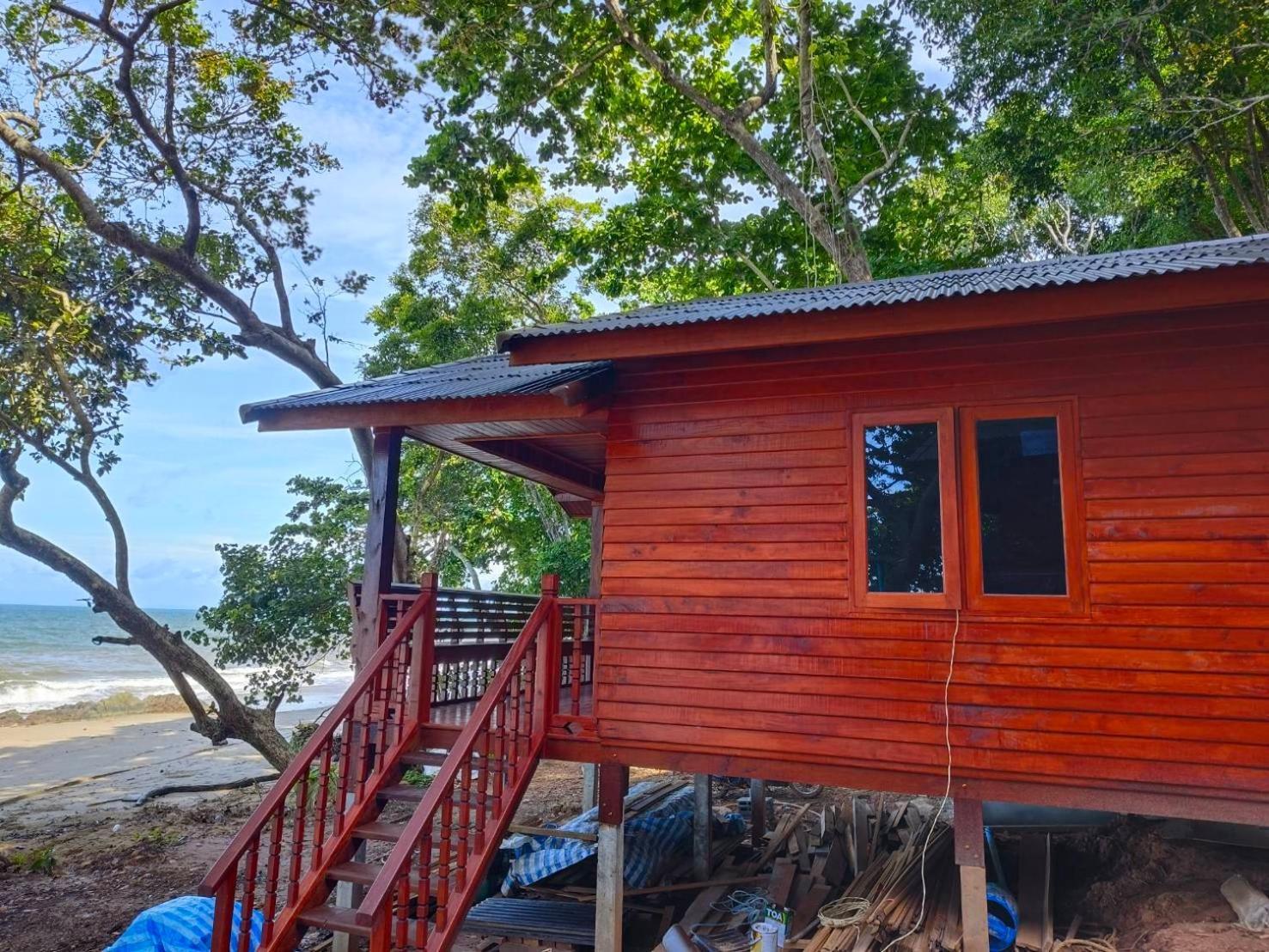 Kohjum Seafront Resort Koh Jum Exterior foto